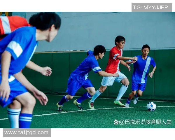 足球盛宴尽显风采 球星精彩瞬间回顾与精彩绝技集锦